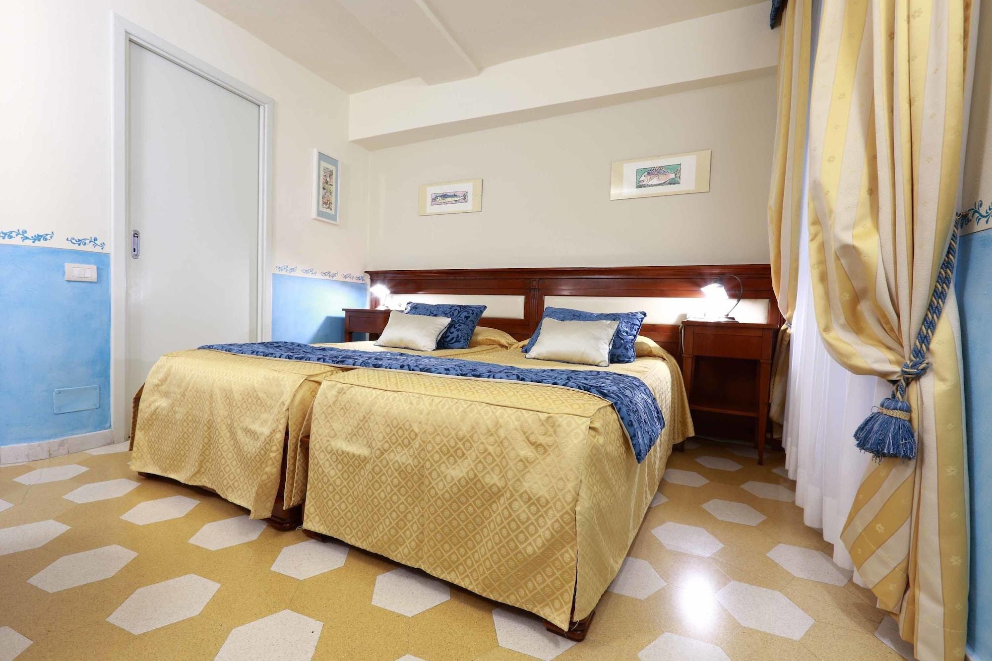 Locanda Il Maestrale مونتيروسّو ال ماري المظهر الخارجي الصورة